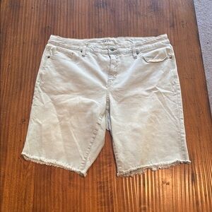 Style & Co Cream Jean Shorts Relaxed Fit Frayed Hem